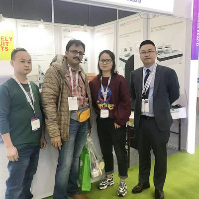Mesin Pengukur Koordinat Gantry CNC 3D Presisi Tinggi Untuk Cetakan Elektronik