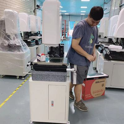 Sistem Mesin Pengukur Video CNC Khusus Untuk Cetakan Plastik